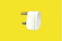 5A ROUND PIN PLUG